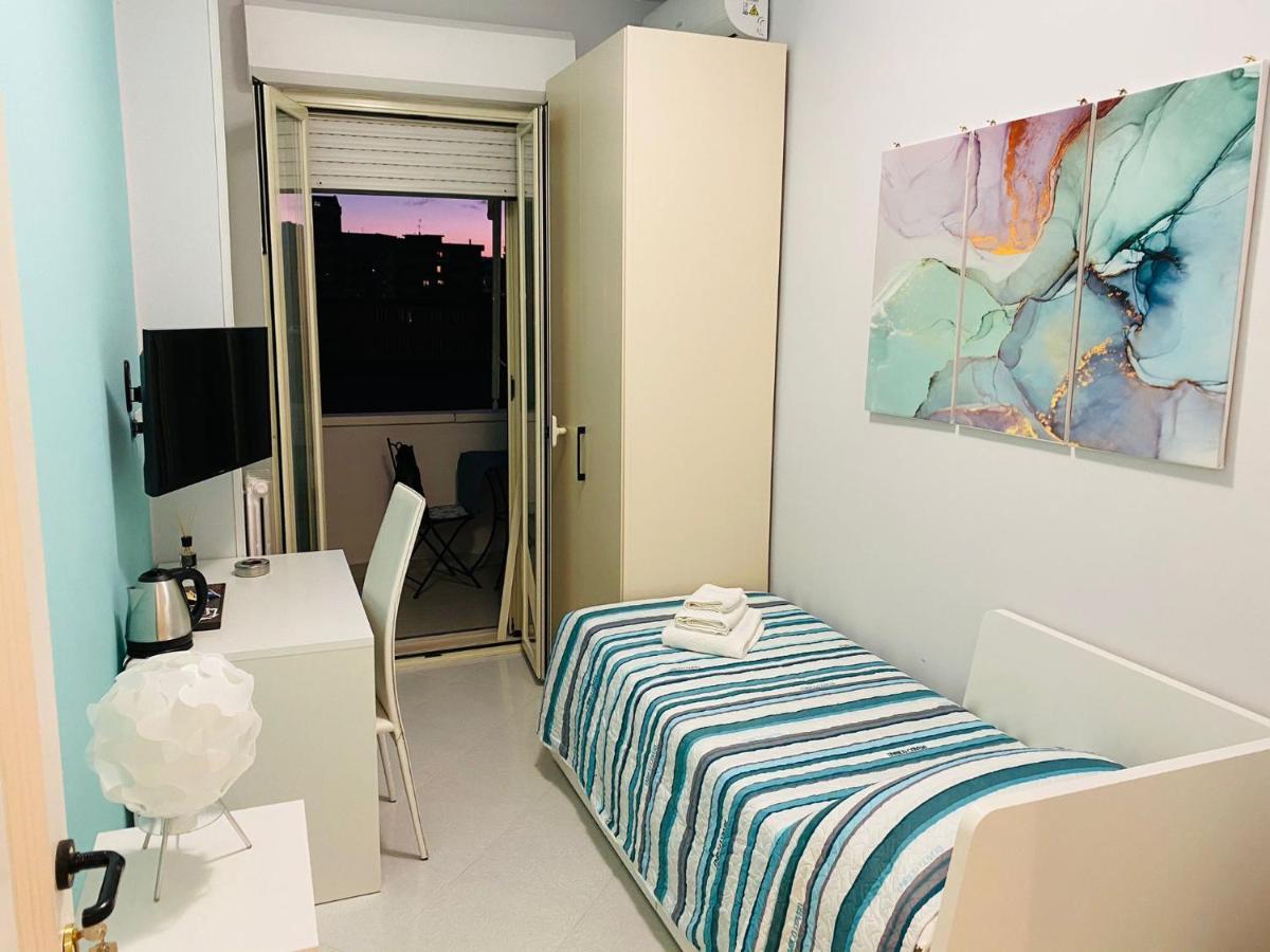 B E B Le Terrazze Sul Mare Bed & Breakfast กาตันซาโร ภายนอก รูปภาพ