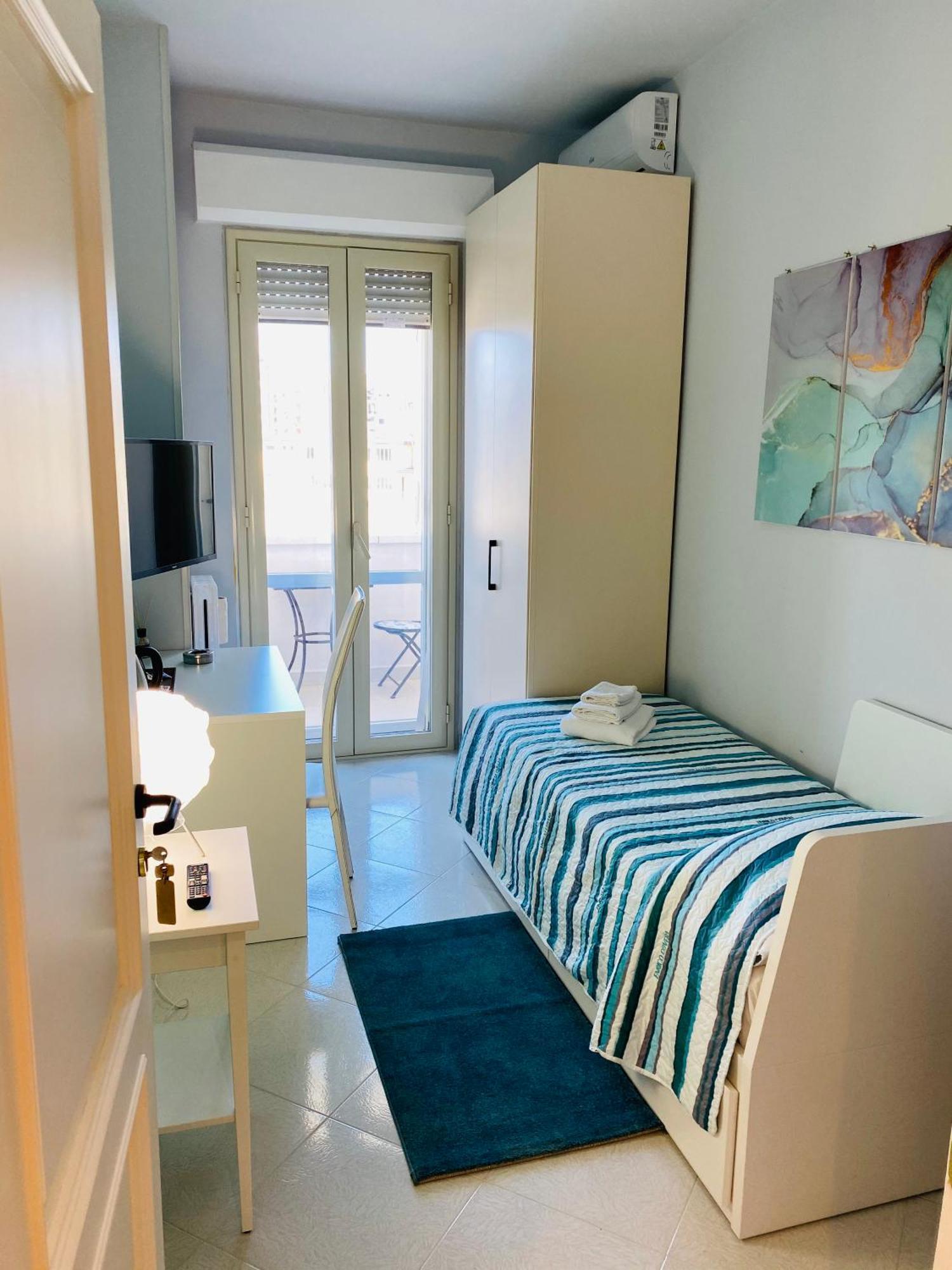 B E B Le Terrazze Sul Mare Bed & Breakfast กาตันซาโร ภายนอก รูปภาพ